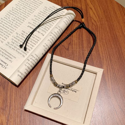 三日月ペンダントネックレス ムーン