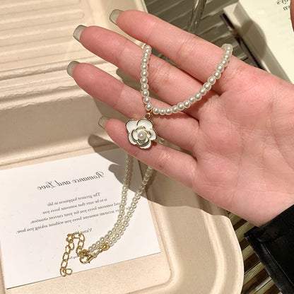 ネックレスペンダントフラワー