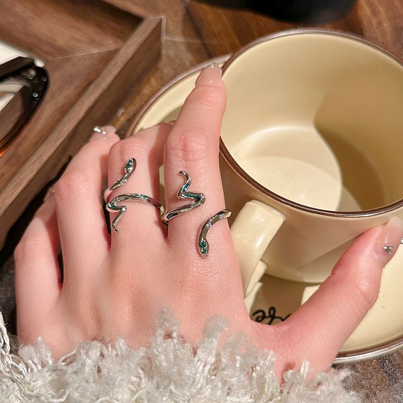 Rhinestone Snake Open Ring
