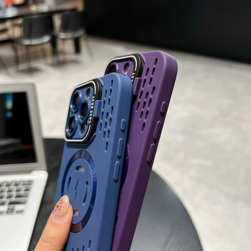 MagSafe対応) (iPhone対応マグネット式穴あきケース)