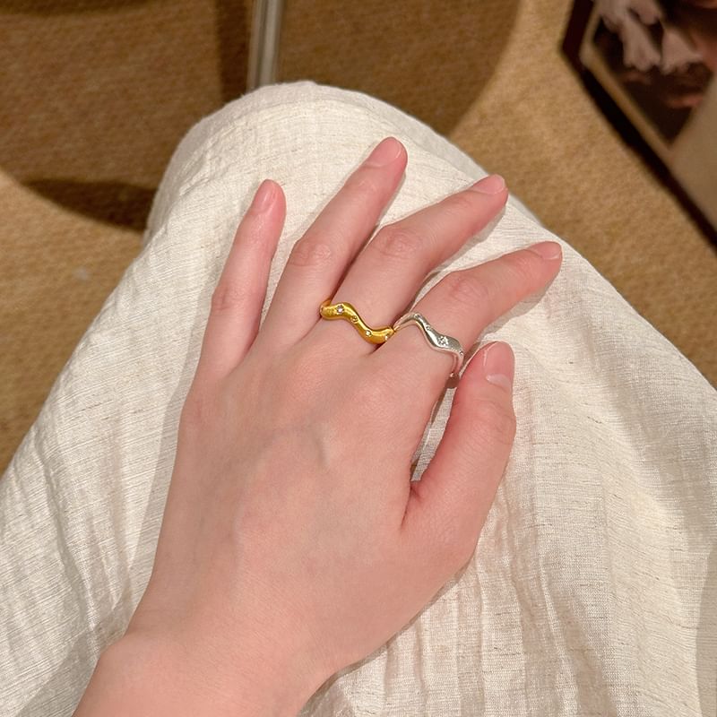 Ring offen / Strass besetzt