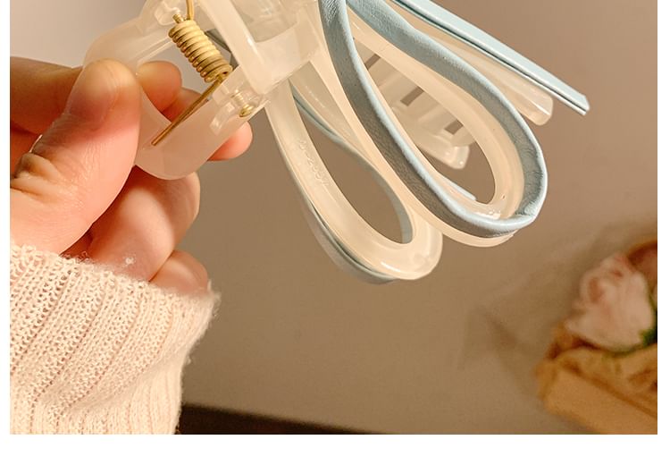 Bow Claw Hair Faux Leather