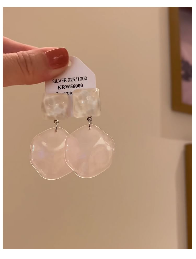 Geometrischer Tropfenohrring