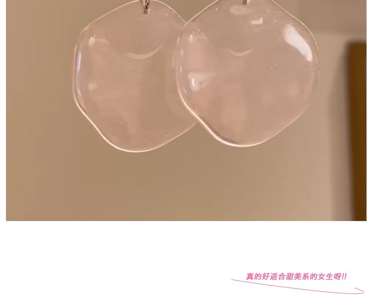 Geometrischer Tropfenohrring