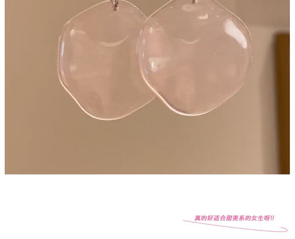 Geometrischer Tropfenohrring