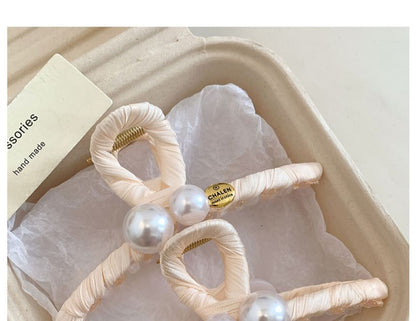 Faux Claw Pearl Hair