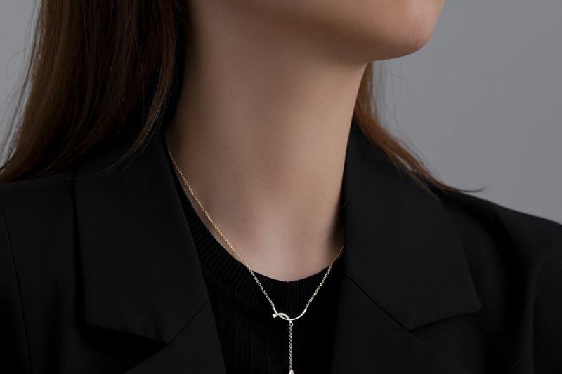 ネックレス ラインストーン ペンダント