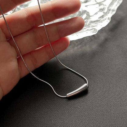 メタルネックレス