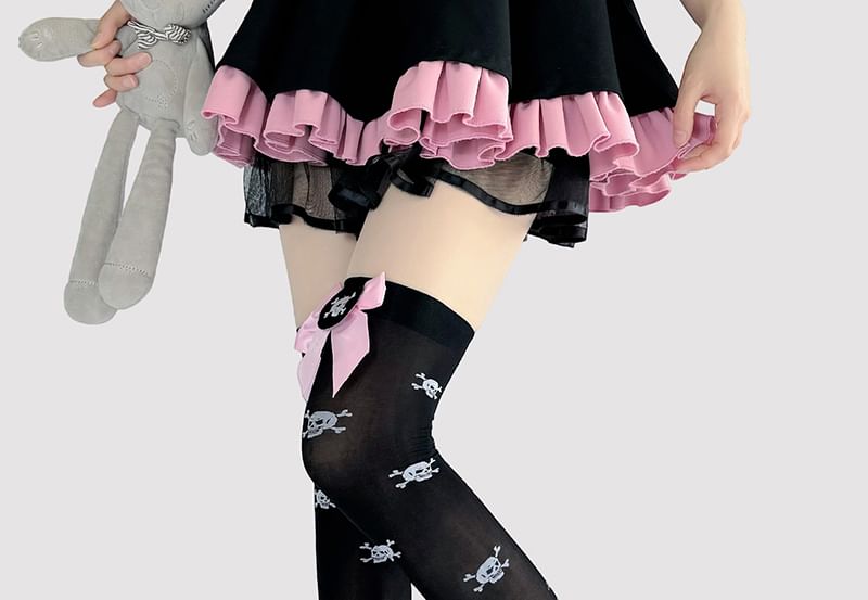 Bow Print Over-The-Knee Socks Skull