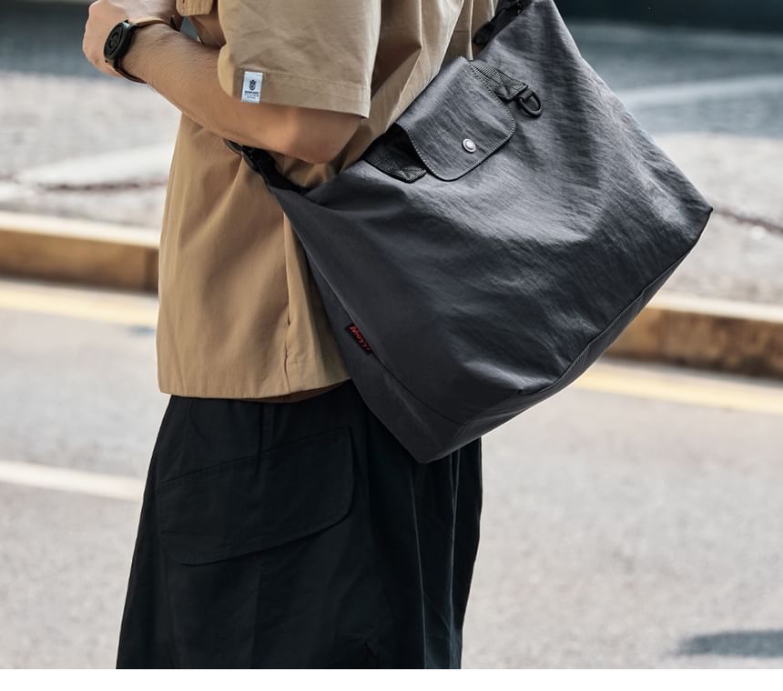 Plain Flap Crossbody Bag