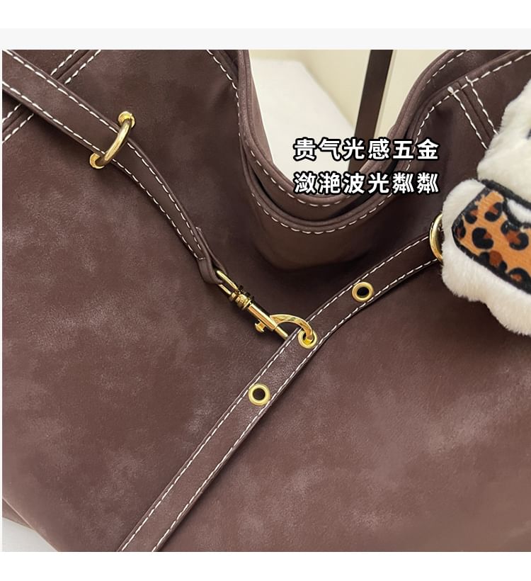 Faux Leather Clasped Shoulder Bag