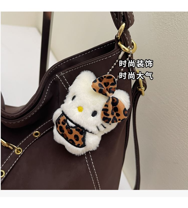 Faux Leather Clasped Shoulder Bag