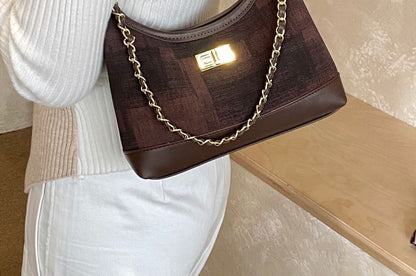 Chain Strap Faux Leather Shoulder Bag