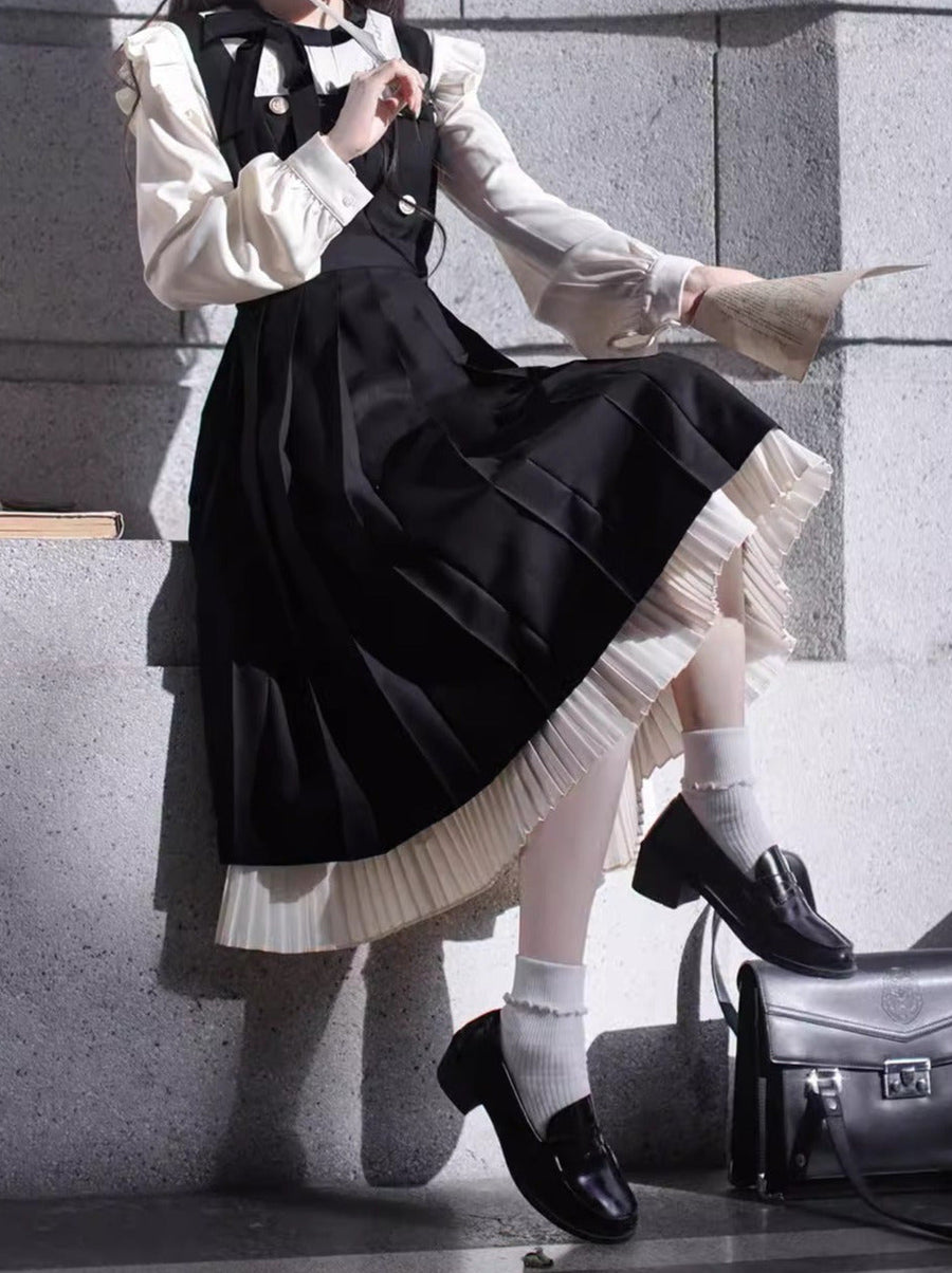 Robe à bretelles rétro superposée + ruban en dentelle universitaire + accessoires chemise plissée à épaules volantées élégante