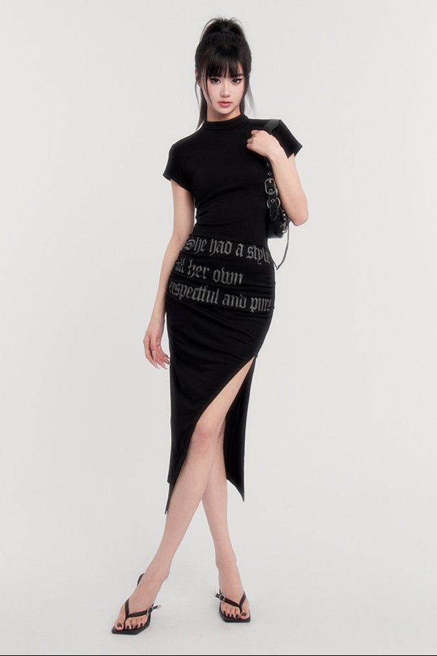 ネックレターロゴドレス ハーフタイト