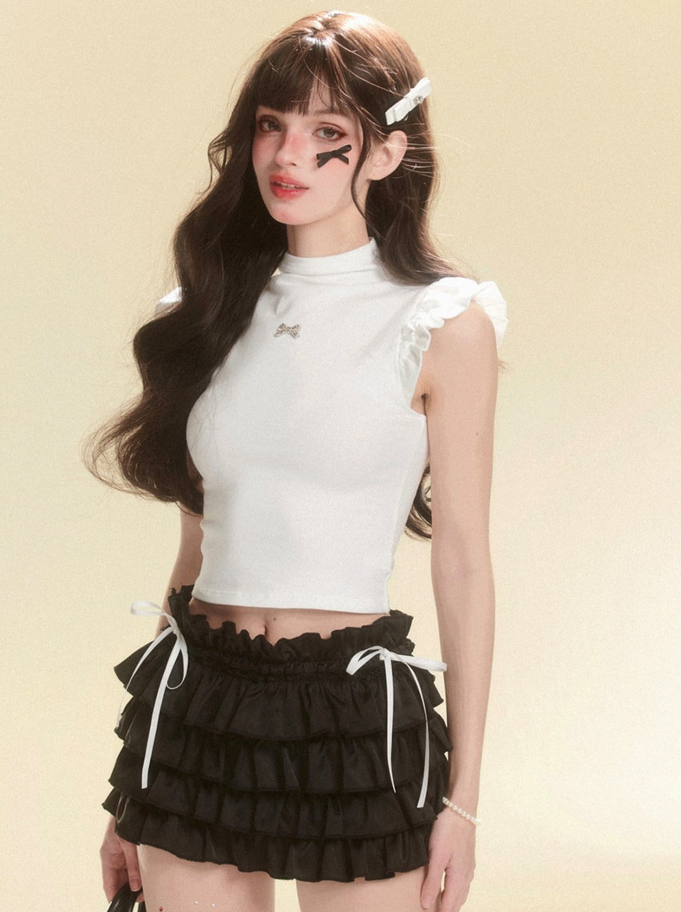 Ärmelloses Top mit ausgestelltem Band