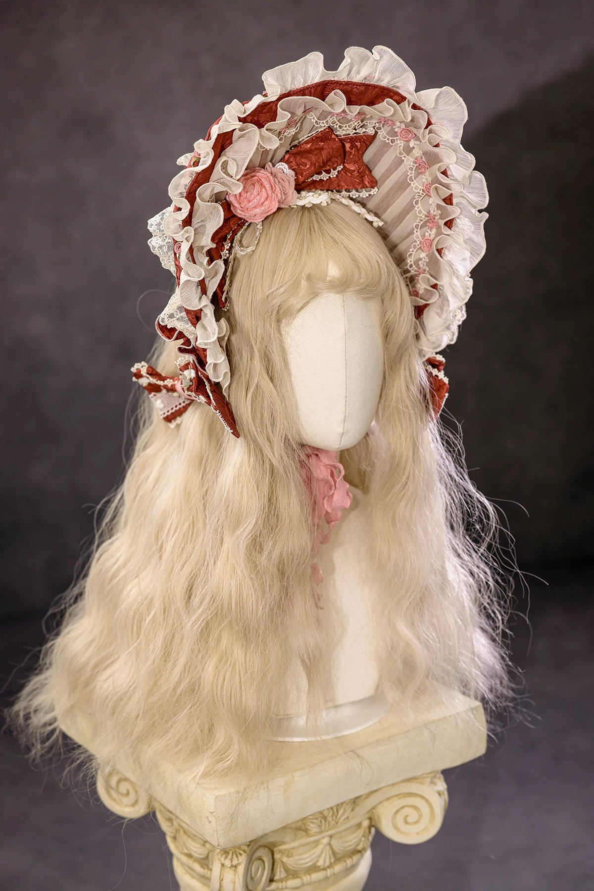 Antique Cake Rose Moonlight ruffled bonnet on display by BR Thorn Rose