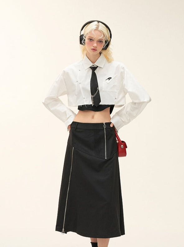 Weißes Hemd Schneiderei dekonstruiert