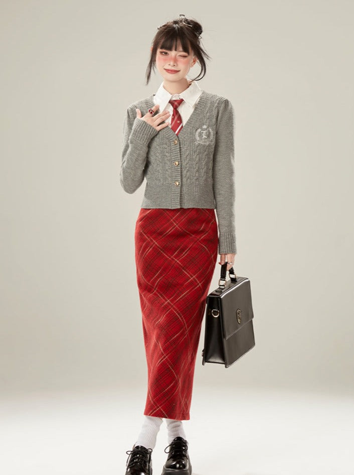 Grauer Cardigan im College-Stil, schmaler Pullover