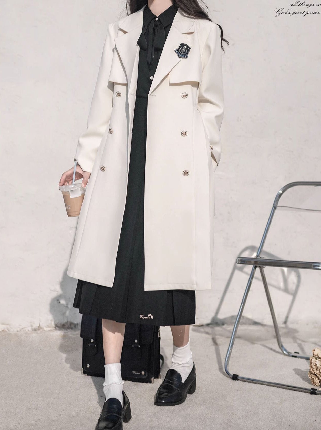 Rock + College-Abzeichen Trenchcoat Apricot Hemd Metall bestickt Plissee Mantel Band Schwarz