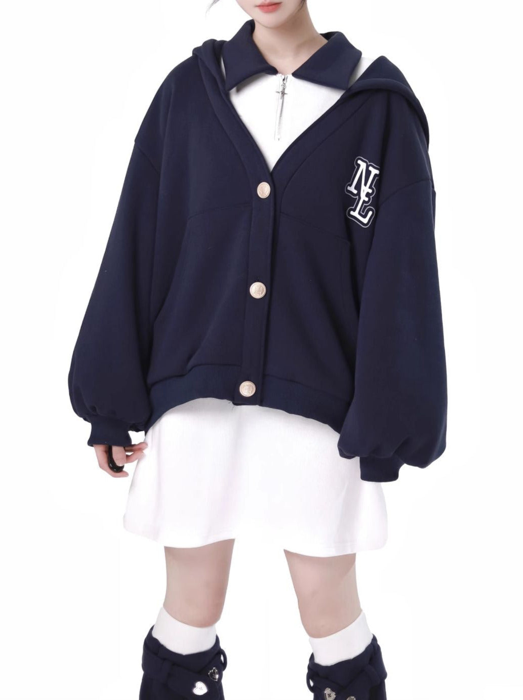 Capricenvy – Blauer College-Anzug im neuen Stil