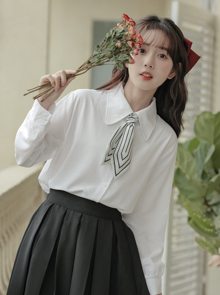 Schal + Revers Langes Hemd Rock Plissee