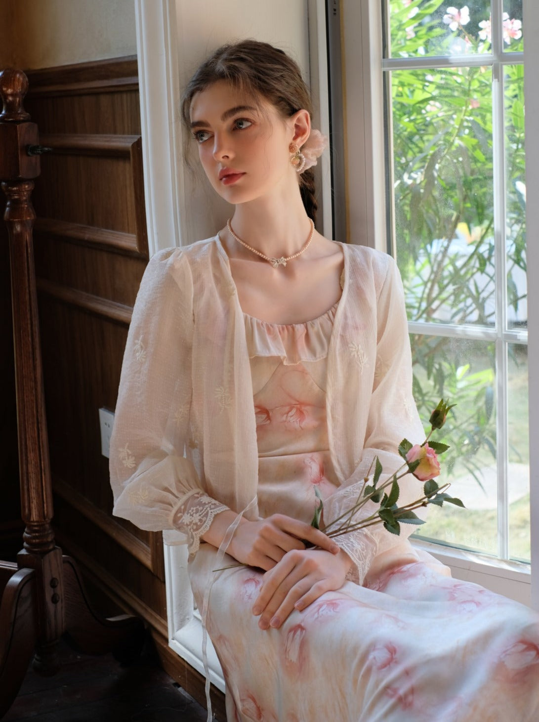 ロングサスペンダードレス フラワーブラウス カーディガン + シアー