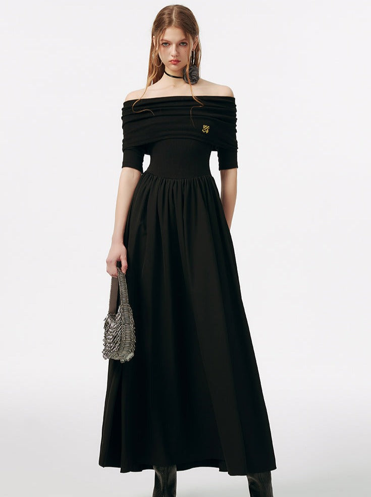 モードなオフショルダーロングドレス