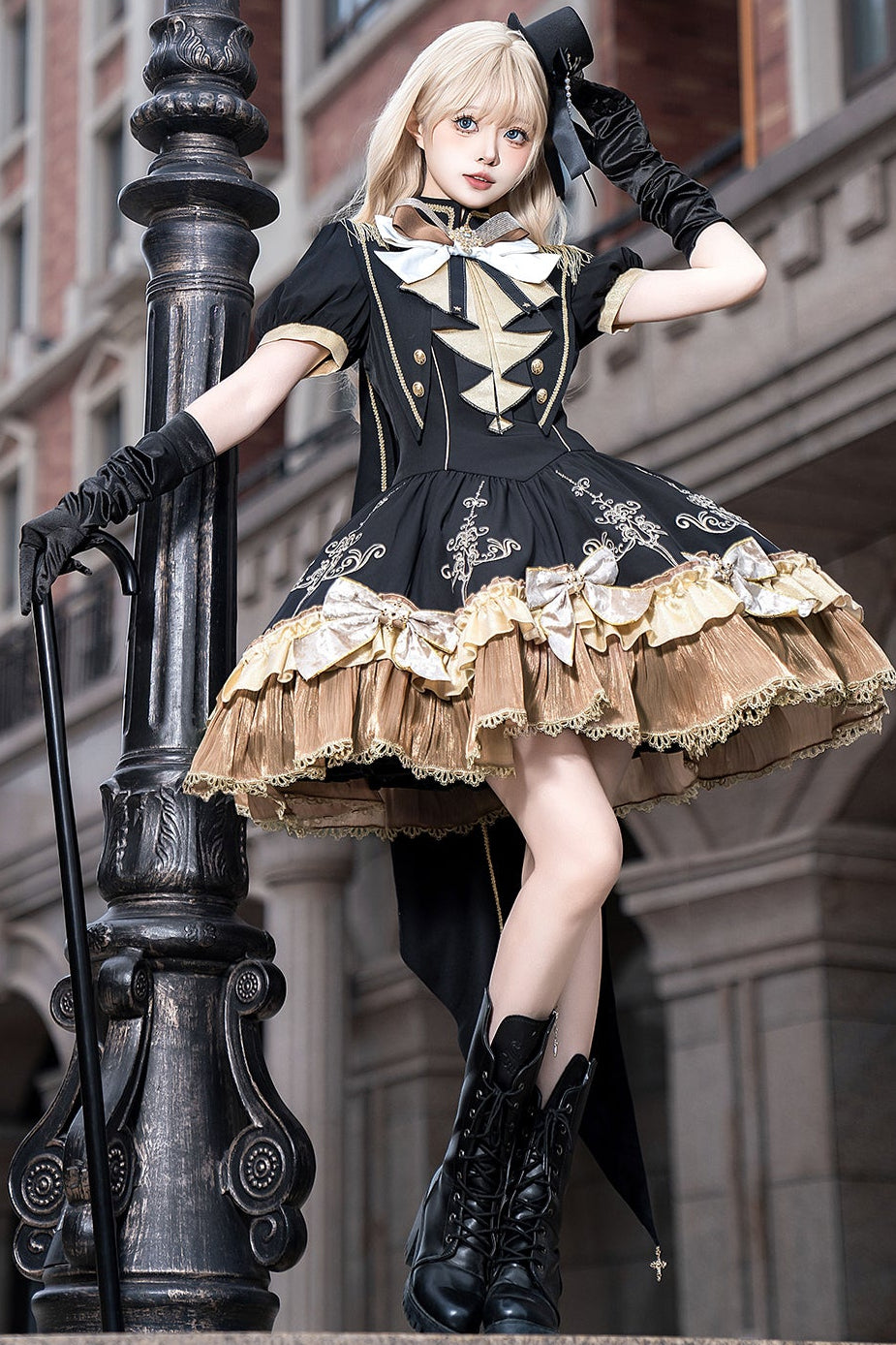 Dress + Cute Dark Shawl Lolita
