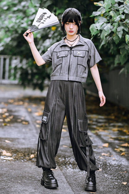 シックなチャイナプリントのドレープパンツ