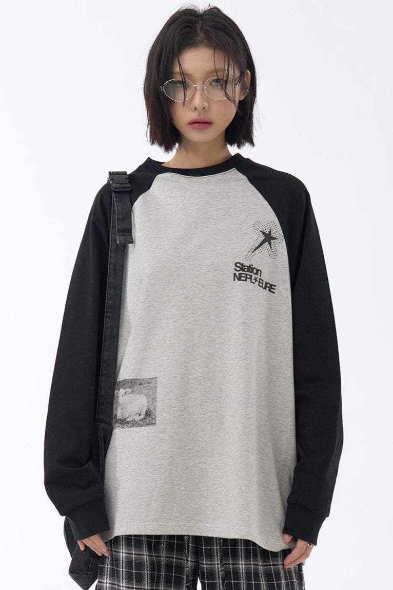 フィットスリーブルーズプリントロングTシャツ コリジョン