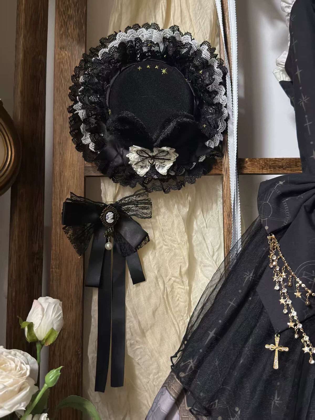 Black Cat Choir mini hat with lace and ribbon