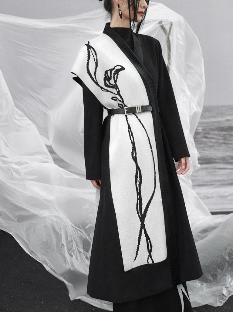 Scarf White Contrast Knit Black and Design Shawl