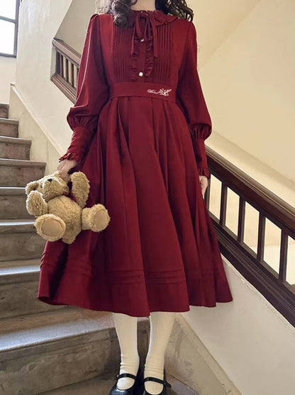 Elegant White Short Waist Retro + Jacket Design Logo