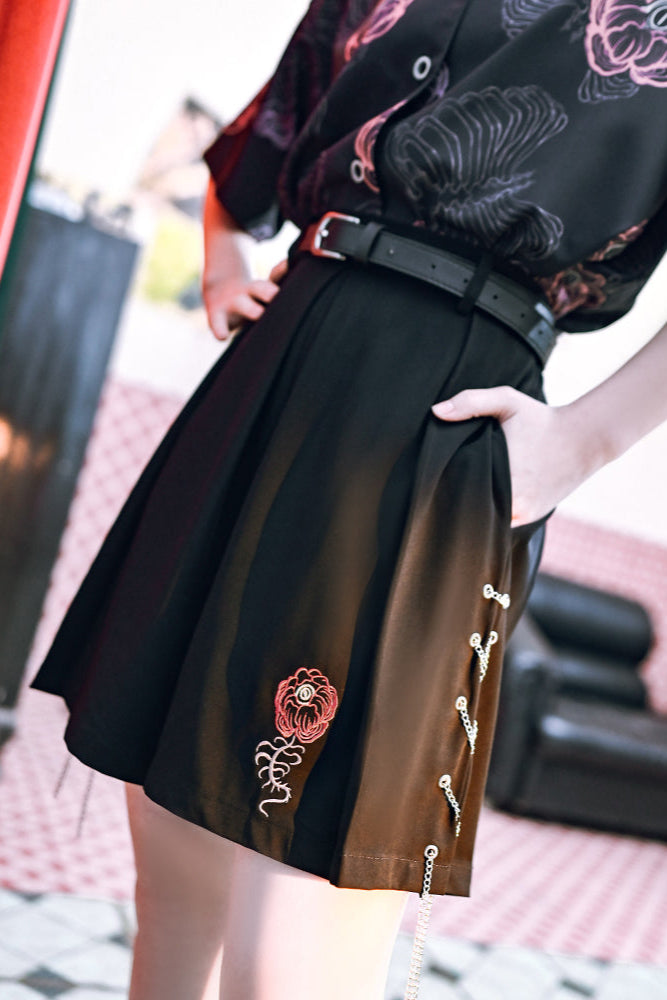 フラワーハーフチャイナボーンパンツ