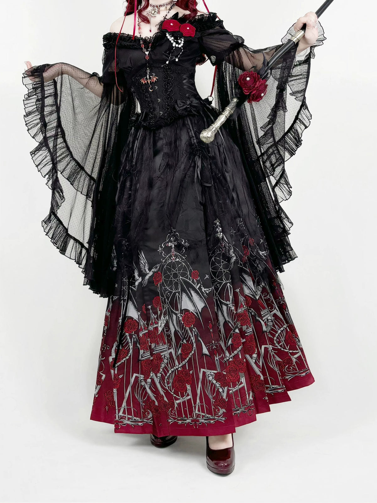 Dragonbone Princess outfit with sheer princess sleeves and mamian skirt