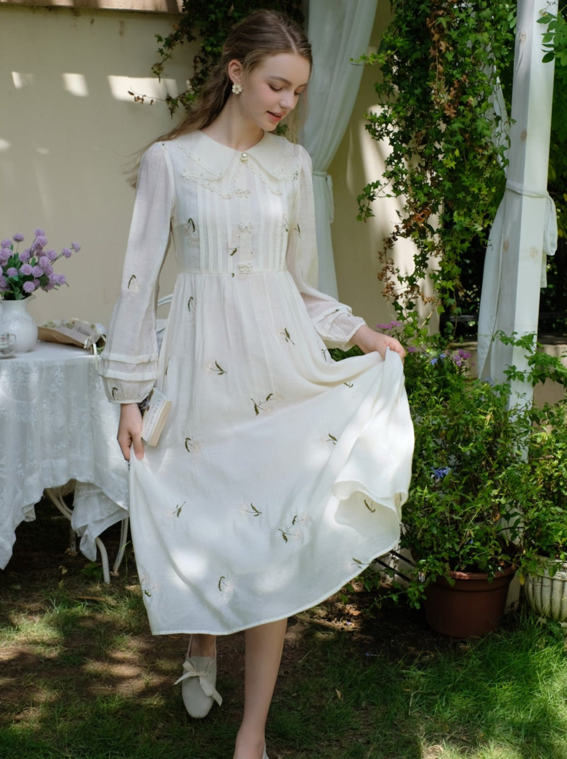 優しいベビーフラワーフレンチスタイルドレス
