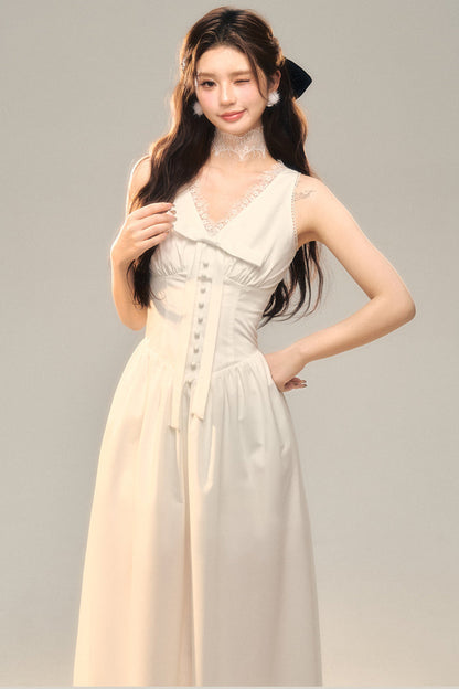 Französisches weißes rückenfreies Premium-Kleid