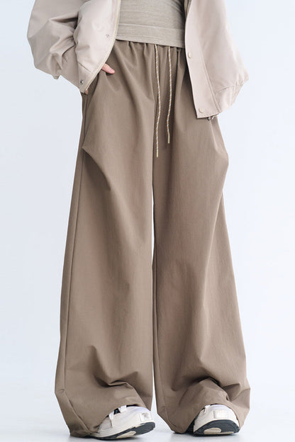 ミニマリストなワイドレッグカジュアルパンツ