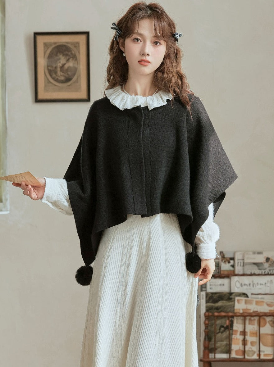 ファーケープ、マント、ポンポン