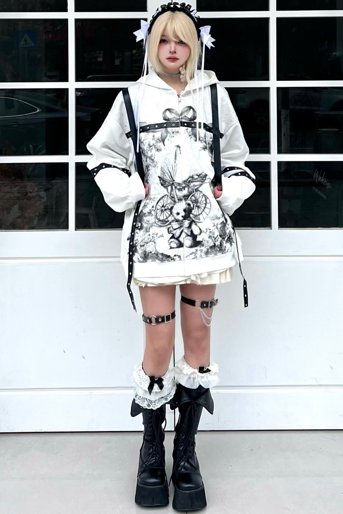 Oversize-Kapuzenpullover mit Tiermuster