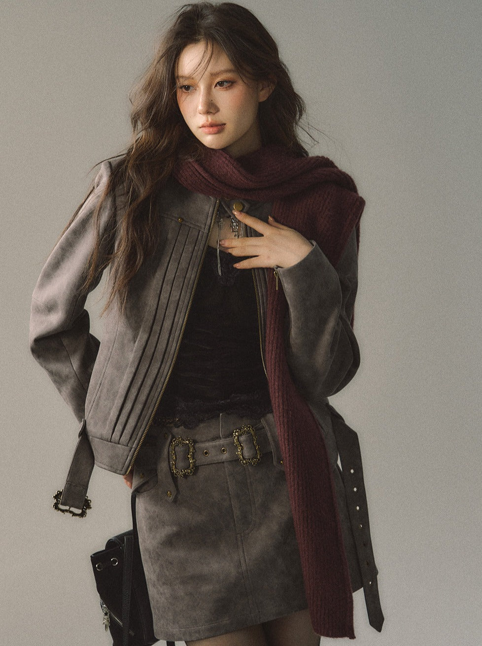 モードオークルのアシンメトリーベルトスカート