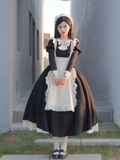 Dienstmädchenkleid Spitze Plissee