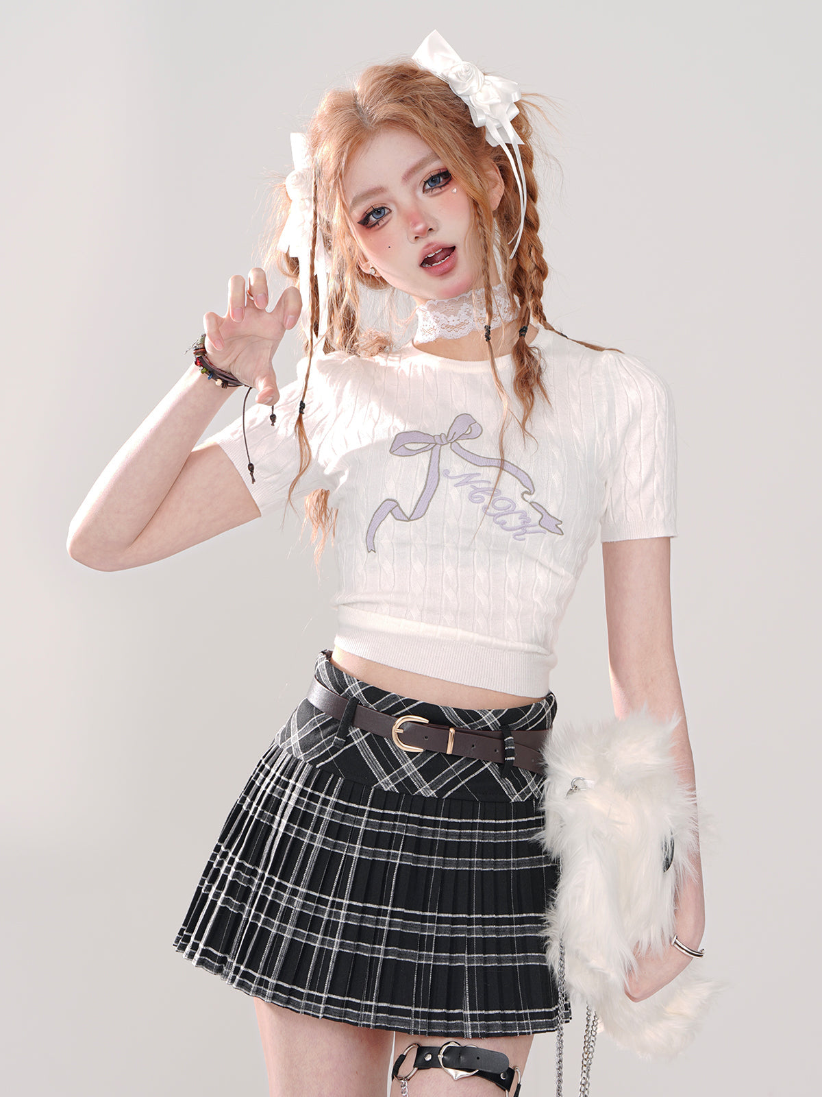 ガーリーなリボンショートトップタイト