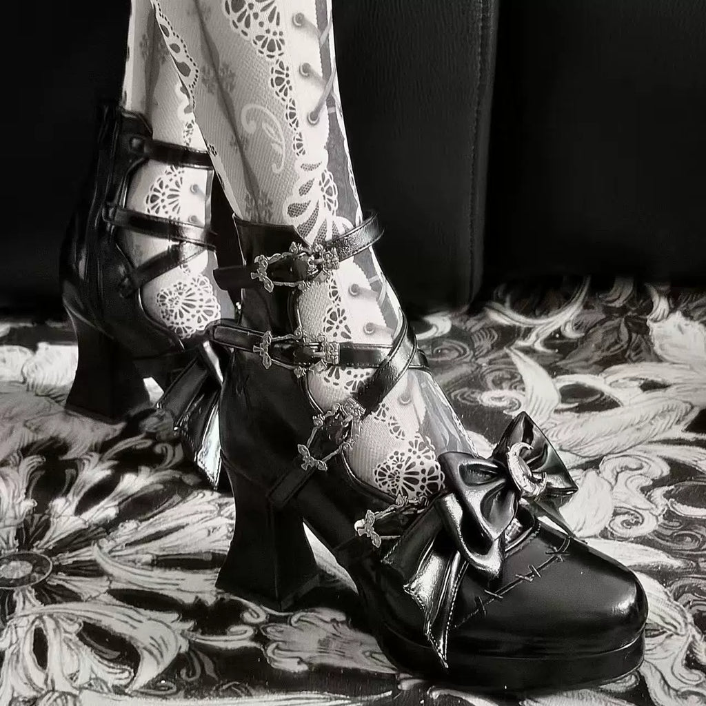 Glossy Black Moonlit Coffin shoes showing chunky heels and platform by Sphenoid