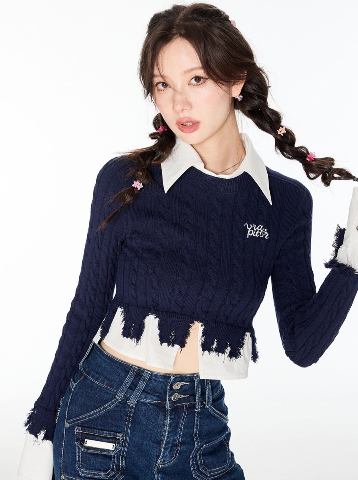 カレッジスタイルのショートダメージデザインシャツ