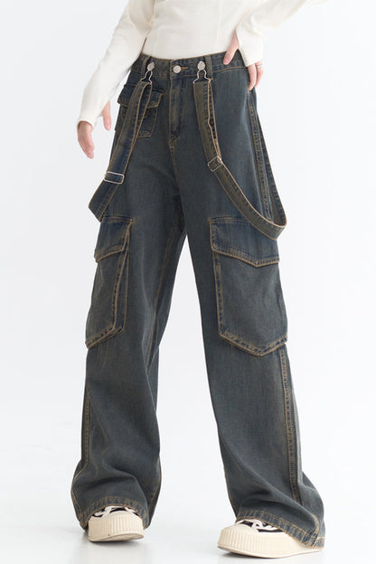 Jeans mit weitem Bein und Taschen