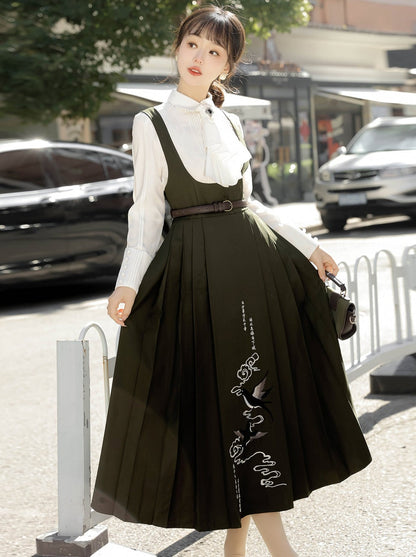 China Short Cape + Skirt Pleated + Retro Blouse