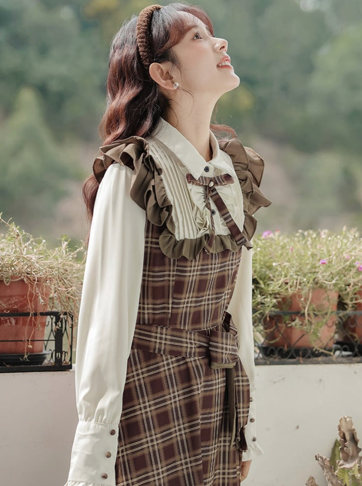 ブラウンのレトロスカートスタイル、サスペンダー、ヘップバーン、フレンチフリル