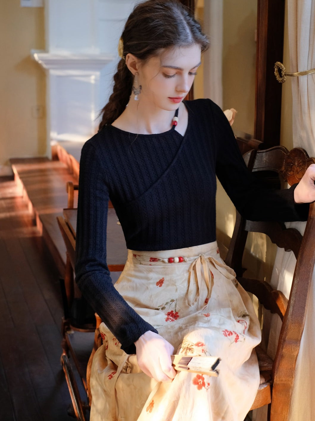 Blumenoberteil, langer asymmetrischer Schlitzrock